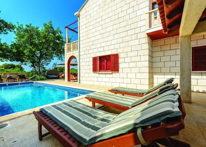 Five-bedroom Home,pool,barbecue Zaton (Dubrovnik-Neretva)