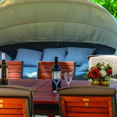 Ferienhaus Five-bedroom Home,pool,barbecue Zaton (Dubrovnik-Neretva)