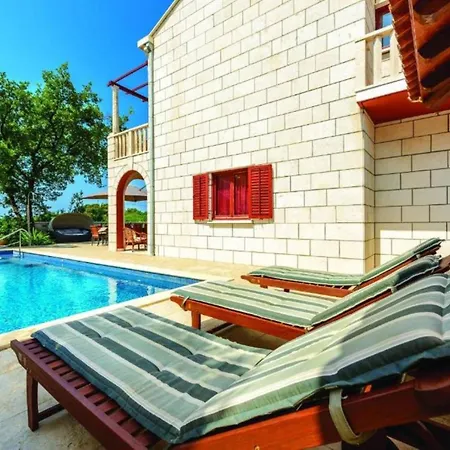 Five-bedroom Home,pool,barbecue Zaton (Dubrovnik-Neretva)